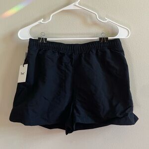 Aritzia TNA big easy 3” shorts